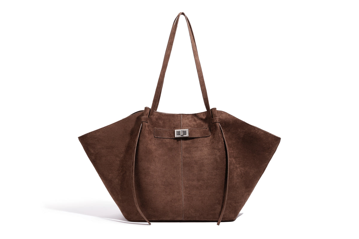 Bolso tote oversize color marrón